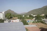 Hotel Pushpa Inn - 2-Star