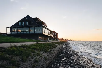 Fliegerdeich Hotel & Restaurant Hotel di Tossens