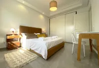 Le Safran Apt r Nov Spacieux et Central Marsa Hotels in der Nähe von Karthago