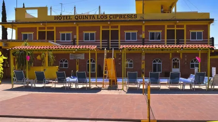 Hotel y Cabañas Quinta Los Cipreses