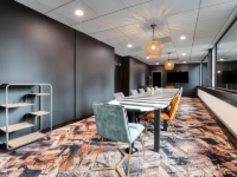 COWOOL Grenoble グルノーブルのホテル