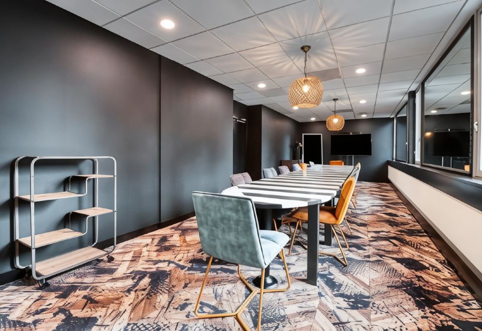 꾸울 그르노블 객실 내부 주방 전경