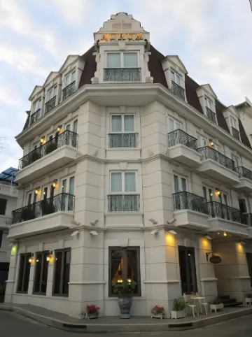 Aurum the River Place Отели рядом с достопримечательностью «Ват Арун»