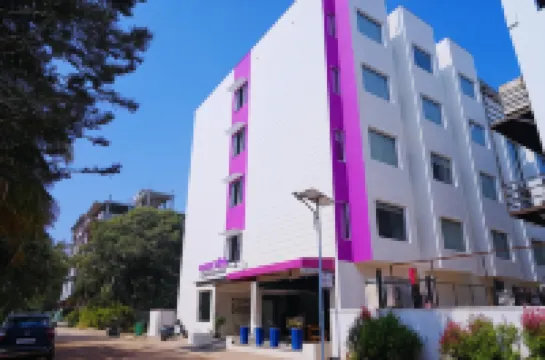 Purple Cloud Hotel Hotels in 