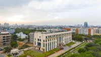 Eternal Oasis by Alaya Stays, Golf Course Road Hotels in 