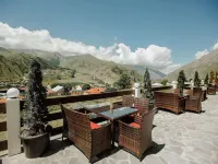 Alpine Lounge Boutique Hotel Hotels in Stepantsminda