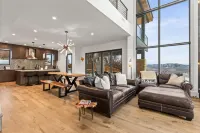 Modern Tollgate Canyon Luxury Stonezee