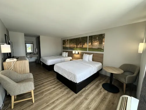 Days Inn by Wyndham Adel I-75 Hotels in Cook County