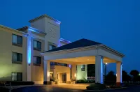 Baymont by Wyndham Merrillville Các khách sạn ở Crown Point