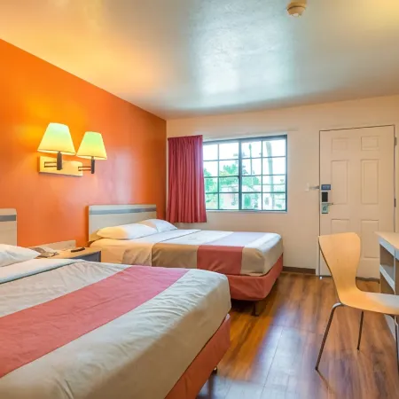 Motel 6 Pomona, CA - Los Angeles