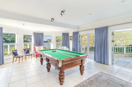 Isola Bella Guest House