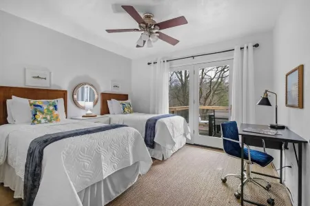 The Dock @ Loch Lomond: Lake - Hot Tub - Golf - Bike