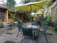El Patio de Don Moncho Hotels near Finca de Asturias, Polígono E, Parque