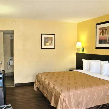 Baymont by Wyndham Front Royal Near Shenandoah National Park