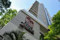 Twin Towers Flat Hotels near Matrix Square