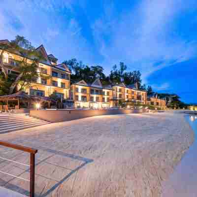 Ramada Resort by Wyndham Port Vila Hotel Exterior