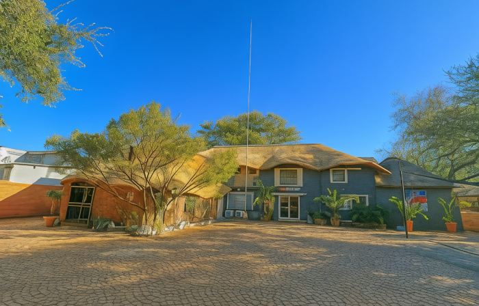 Echo Mountain Inn