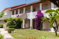Club Esse Cala Bitta Hotels near Riserva Naturale Padula Saloni