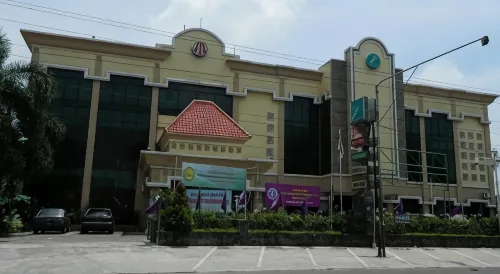 Larisae Setia Kawan Hotel Hotel di Kecamatan Banjarsari
