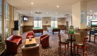 Nightcap at Sylvania Hotel - Motels