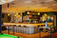 Shoreline Hotel - 3-Star
