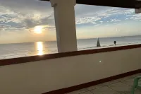 Monaliza Surf Resort - Meerblick