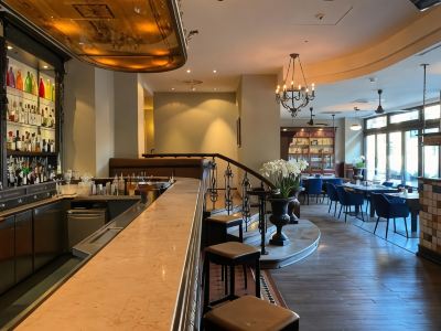 バー シュタイゲンベルガー グラフ ツェッペリンの写真