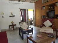 Vamoose Madhumita Homestay