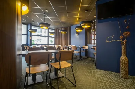 City Résidence Strasbourg Centre Отели рядом с достопримечательностью «Fontaine de Janus»