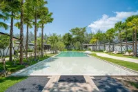 The Season Resort - piscina