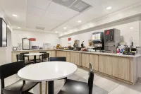 Best Western Plus Sugar Land/Stafford