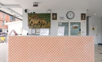 Square One Hotel Patong