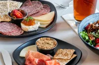 Homewood Suites by Hilton Charlotte Uptown First Ward - breakfast
