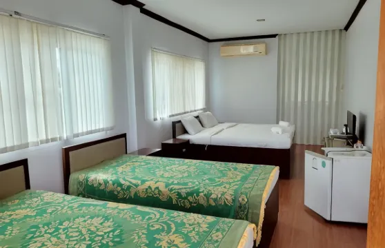 拉差布里塔拉Spa度假村