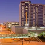 Sheraton Kansas City Hotel at Crown Center Hotels near University of Missouri-Kansas City