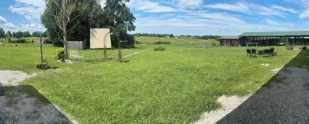 Trailboss Cabin near Mammoth Cave at Noble Pine Campground