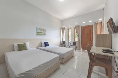 Urbanview Hotel d'Pineapple Villa Ciater by RedDoorz 탕쿠반 프라후 산 주변 호텔