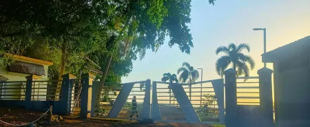 Exclusive apartment in Calzada de Amador Отели рядом с достопримечательностью «Punta Culebra Nature Center»