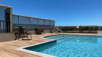 Quality Suites Vila Velha - ที่มีสระว่ายน้ำ