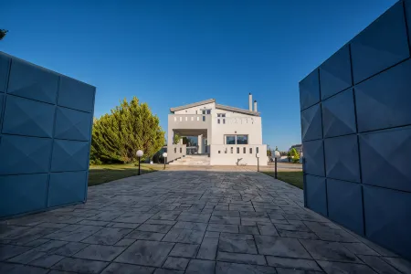 Astarte Villas - Muthee Villa Отели рядом с достопримечательностью «Остров Черепашки»