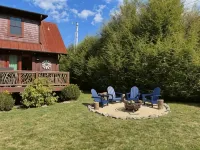 Tranquil Fishing Oasis and Hot Tub - Exquisite Mountain Retreat