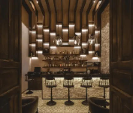 Adoro Hotel Boutique