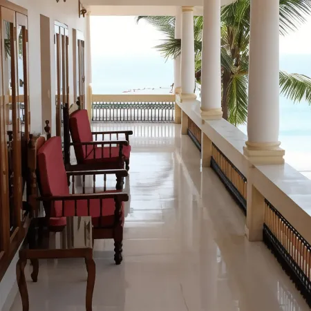 Beach Florra Inn