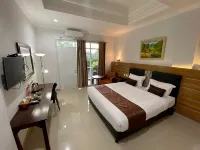 Bukit Bintang Hotel Hotel dekat Pemancingan Banyu Mili