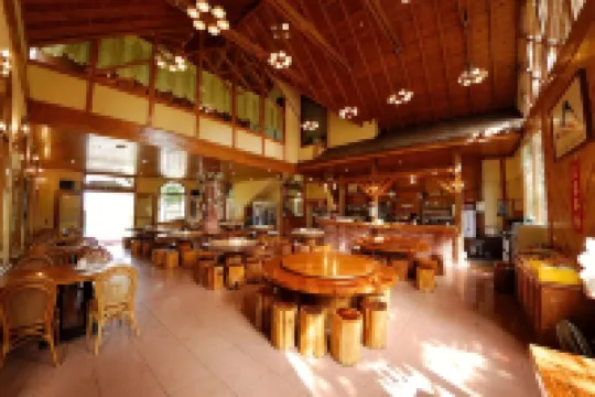 南投溪頭新明山木屋渡假村