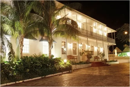 Savannah Beach Club Hotel & Spa Отели в г. Бриджтаун