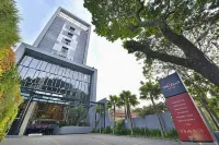 Travello Hotel Bandung Hotels in Cidadap