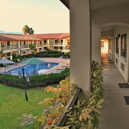 Quinta Dorada Hotel & Suites