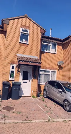 2Bedroom house in Gravesend Отели в г. Грэйвсенд