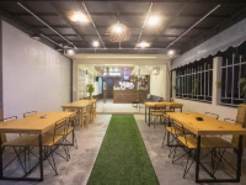 攀牙旅館 攀牙市酒店